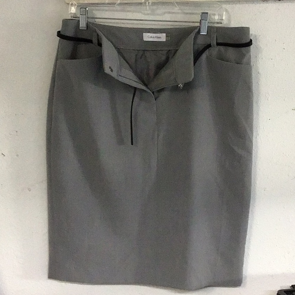 Pencil skirt with belt